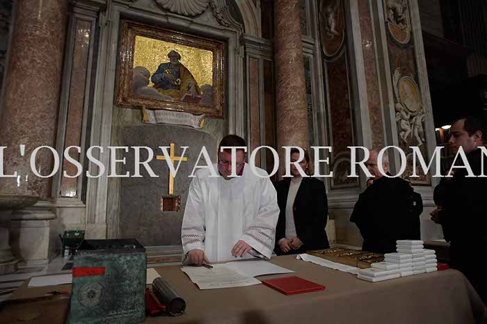 %_tempFileName00647_29112016%