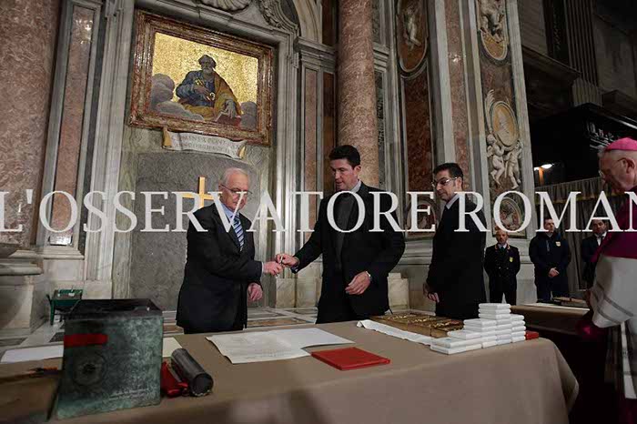 %_tempFileName00679_29112016%