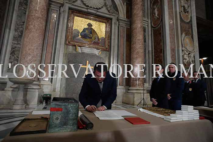 %_tempFileName00704_29112016%