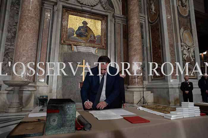 %_tempFileName00718_29112016%