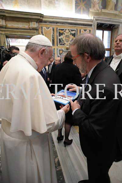 %_tempFileName01144_30112016%