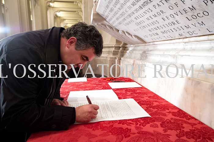 %_tempFileName04255_01122016%