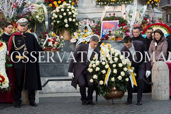 %_tempFileName00240_08122016%