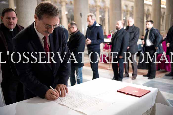 %_tempFileName00748_14122016%