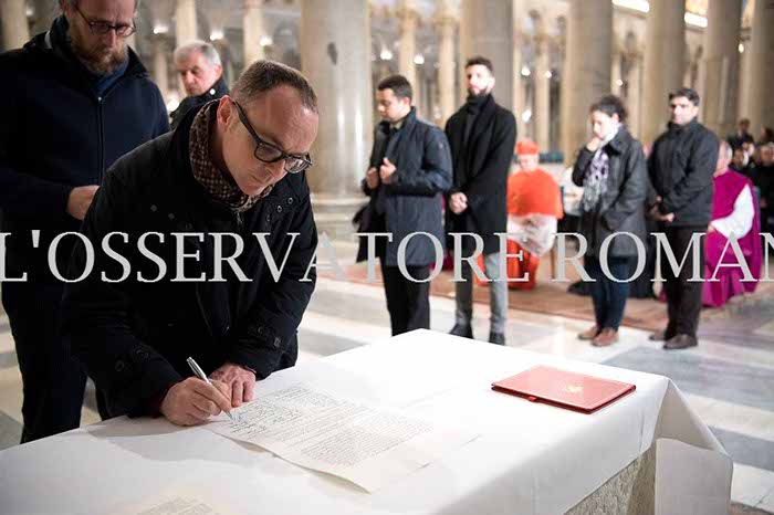 %_tempFileName00765_14122016%