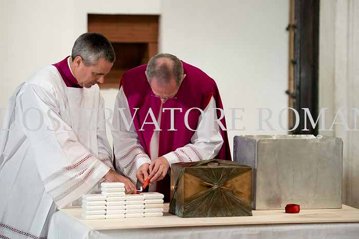 %_tempFileName00886_14122016%