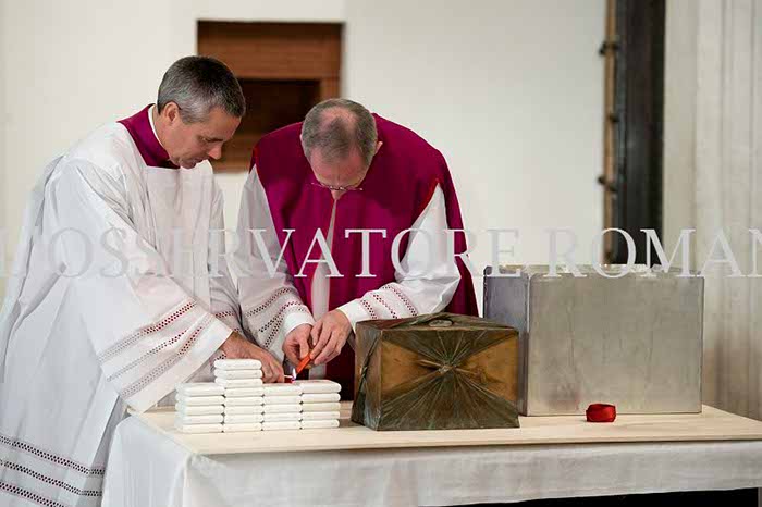 %_tempFileName00890_14122016%