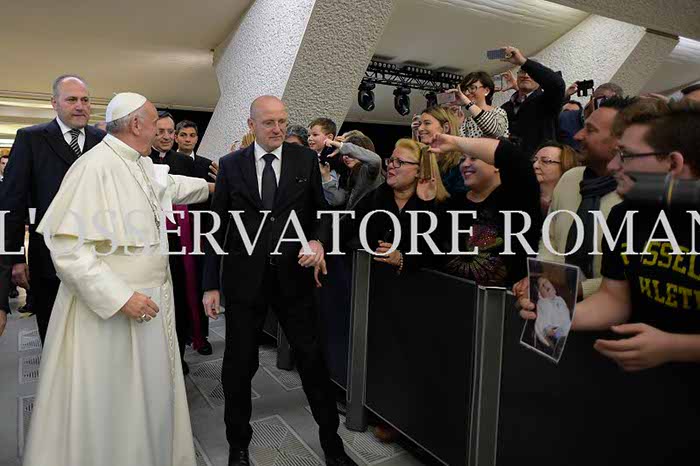 %_tempFileName00796_15122016%