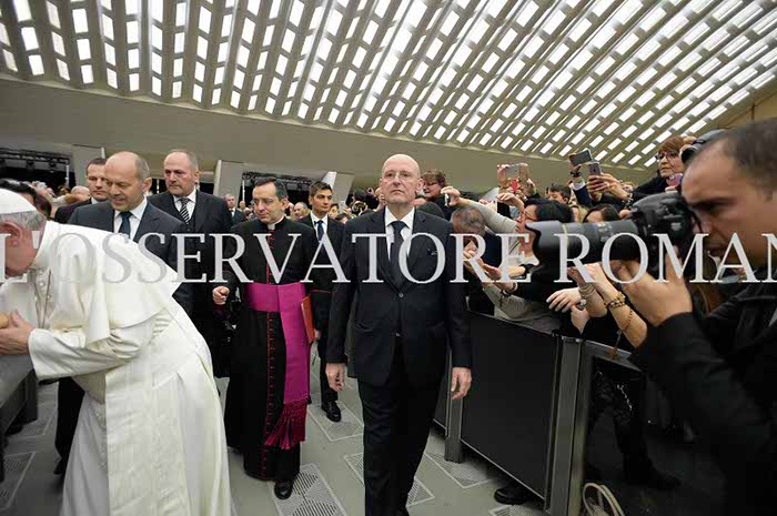 %_tempFileName01075_15122016%