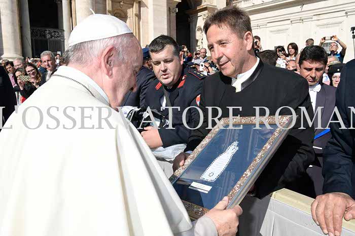 %_tempFileName328893_11102017%