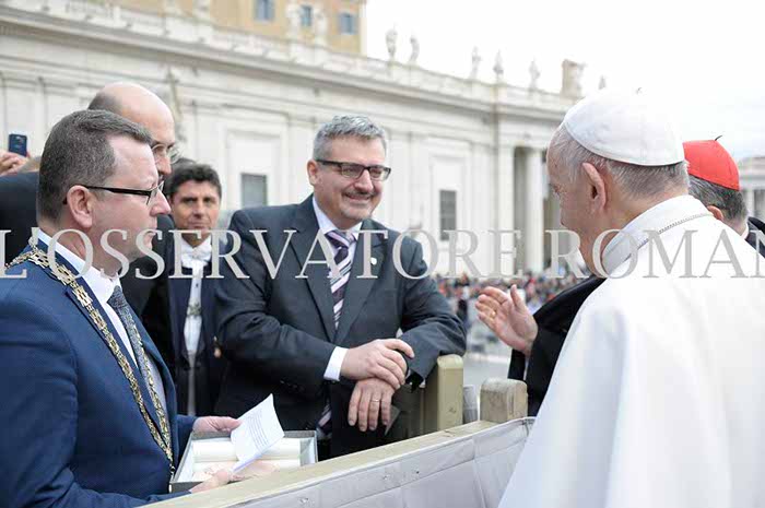 %_tempFileName370045_15112017%