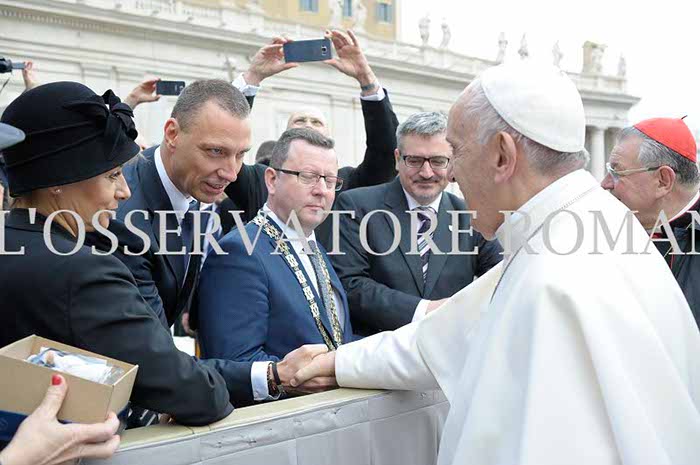 %_tempFileName370111_15112017%