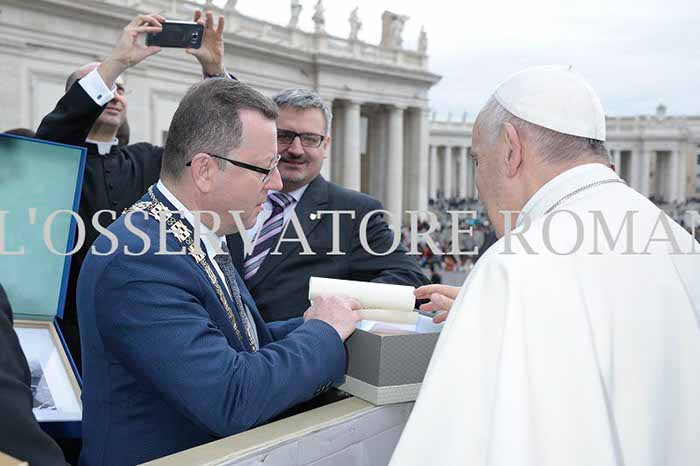 %_tempFileName370139_15112017%