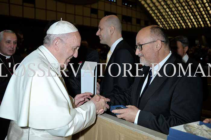 %_tempFileName402438_13122017%