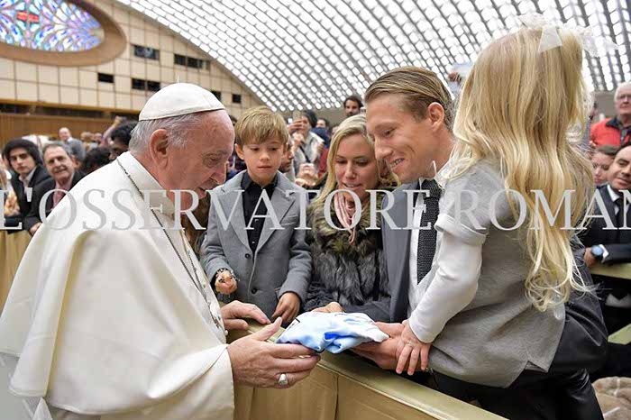 %_tempFileName404062_13122017%