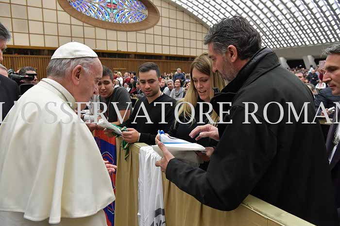 %_tempFileName412331_20122017%