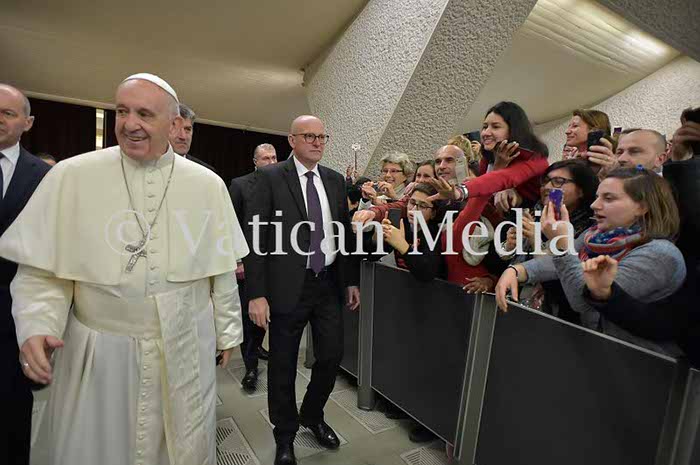 %_tempFileName414735_27122017%