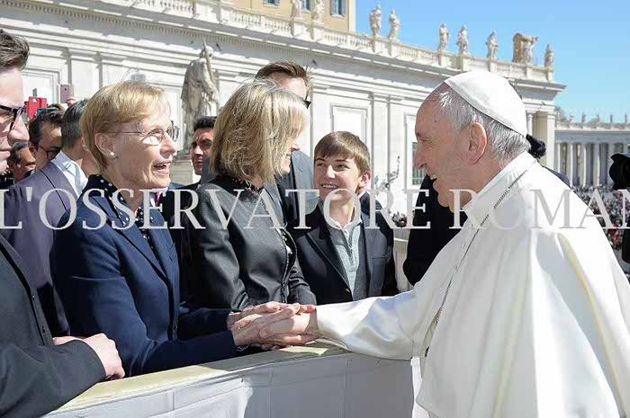 %_tempFileName094716_29032017%