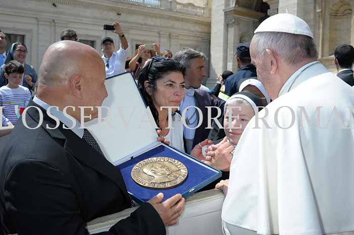 %_tempFileName163515_10052017%