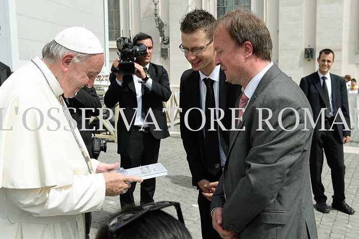 %_tempFileName231537_28062017%