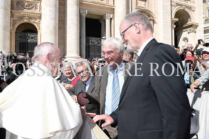 %_tempFileName293883_20092017%