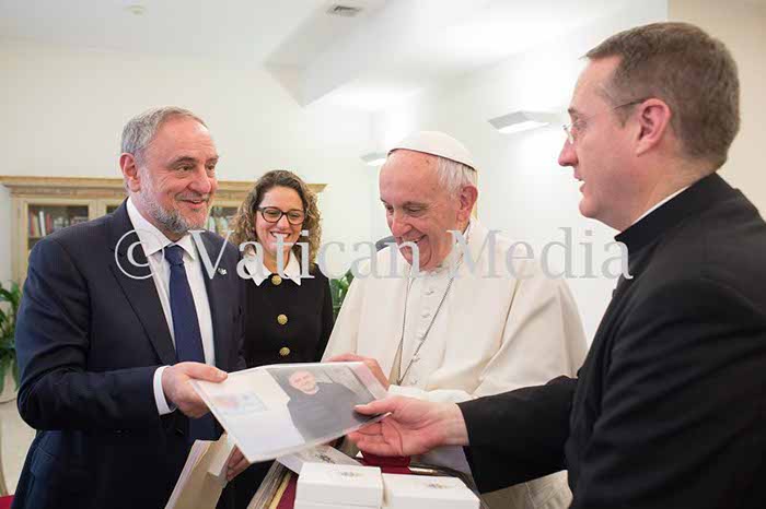 %_tempFileName00715_30012018%