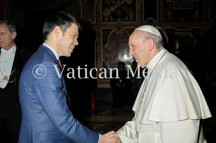 %_tempFileName00323_02022018%