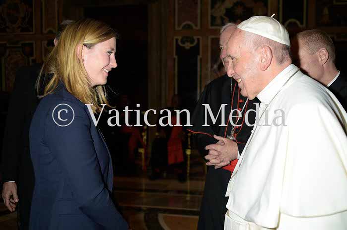 %_tempFileName04063_09022018%