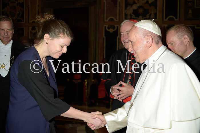 %_tempFileName04374_09022018%