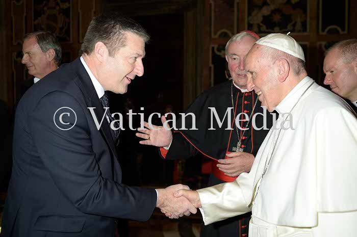 %_tempFileName04565_09022018%