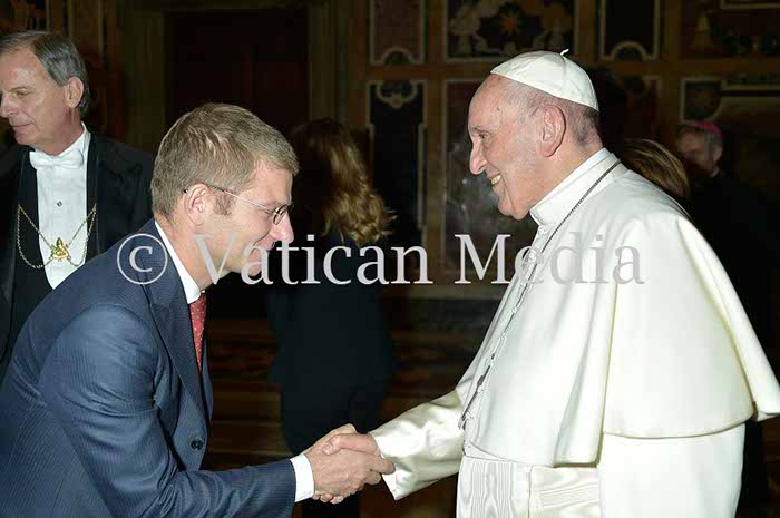 %_tempFileName00670_10022018%