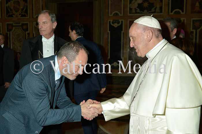 %_tempFileName00989_10022018%