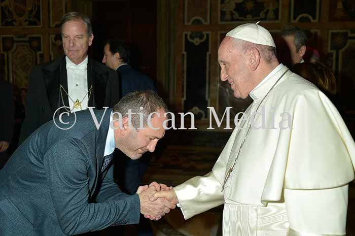 %_tempFileName00990_10022018%