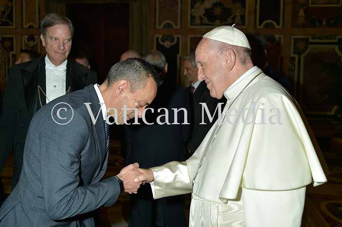 %_tempFileName01069_10022018%