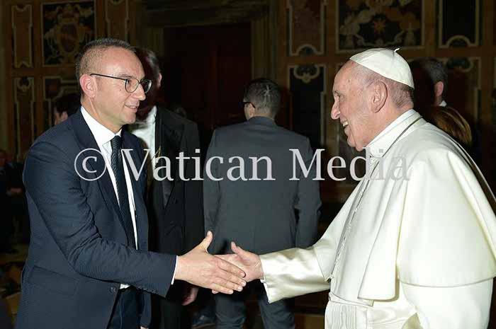 %_tempFileName01095_10022018%