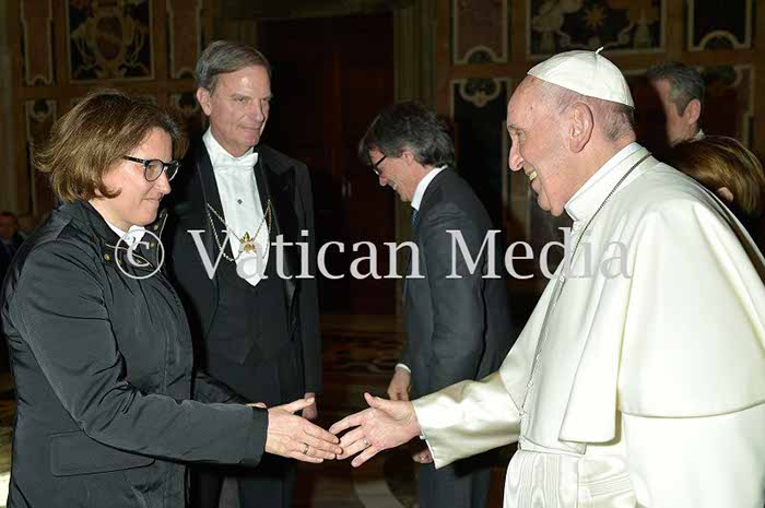 %_tempFileName01173_10022018%