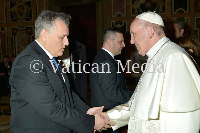 %_tempFileName01340_10022018%