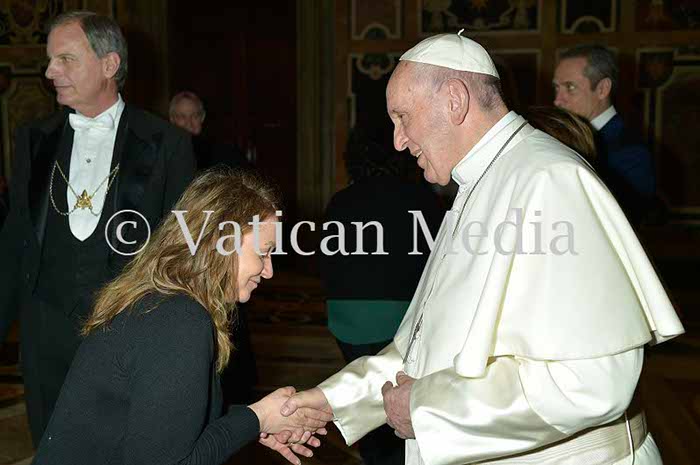 %_tempFileName01585_10022018%