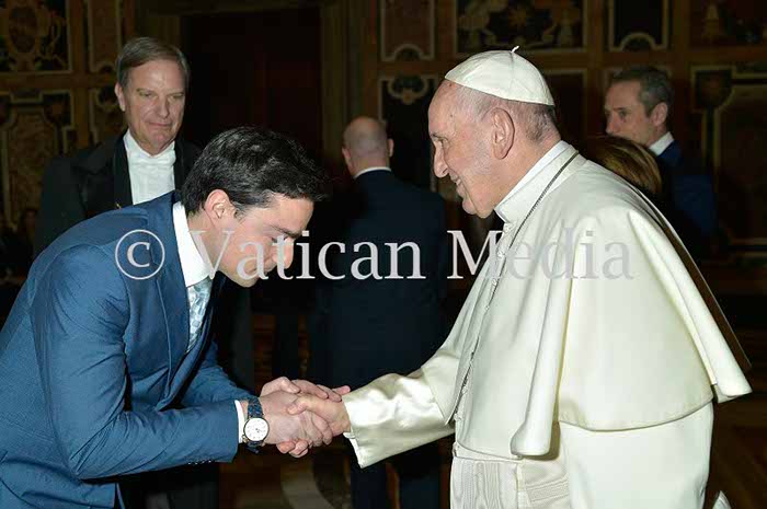 %_tempFileName01600_10022018%