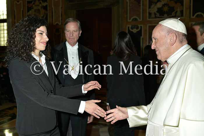 %_tempFileName01706_10022018%