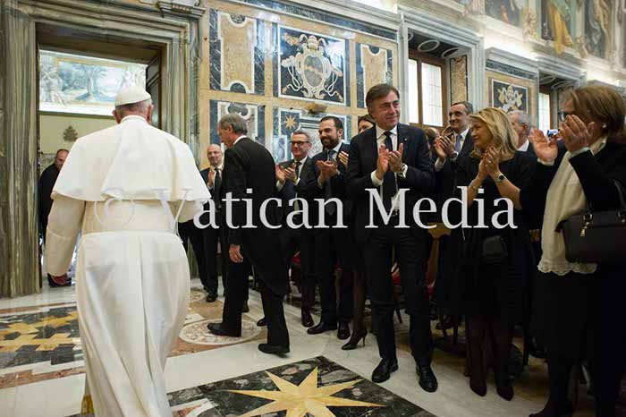 %_tempFileName01784_10022018%