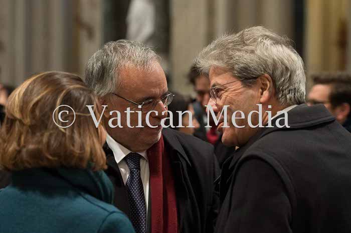 %_tempFileName01833_10022018%