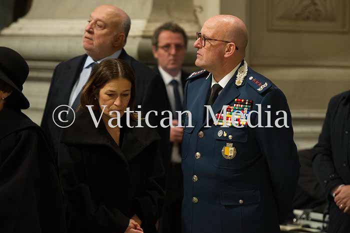 %_tempFileName01909_10022018%