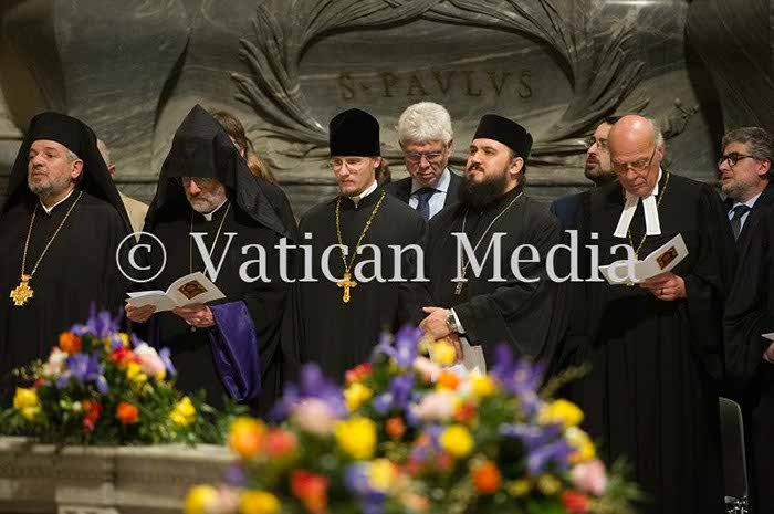 %_tempFileName02099_10022018%