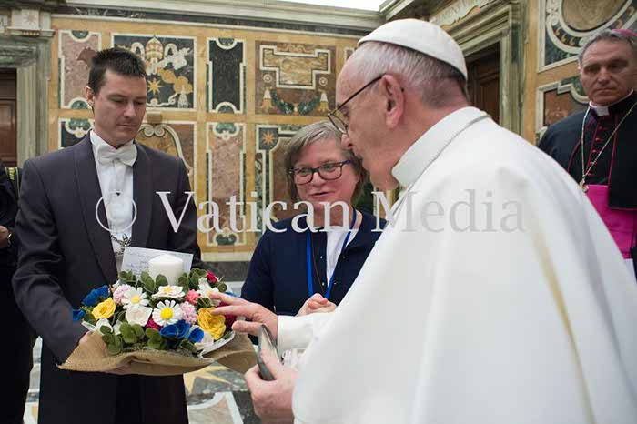 %_tempFileName00867_12022018%