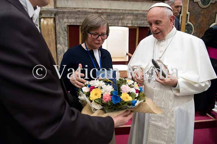 %_tempFileName00869_12022018%