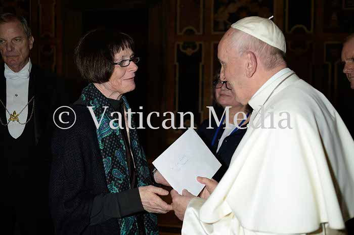 %_tempFileName01049_12022018%