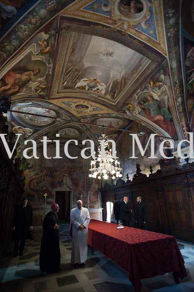 %_tempFileName01067_15022018%