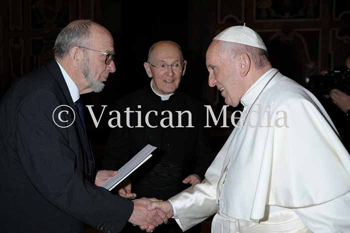 %_tempFileName00862_16022018%