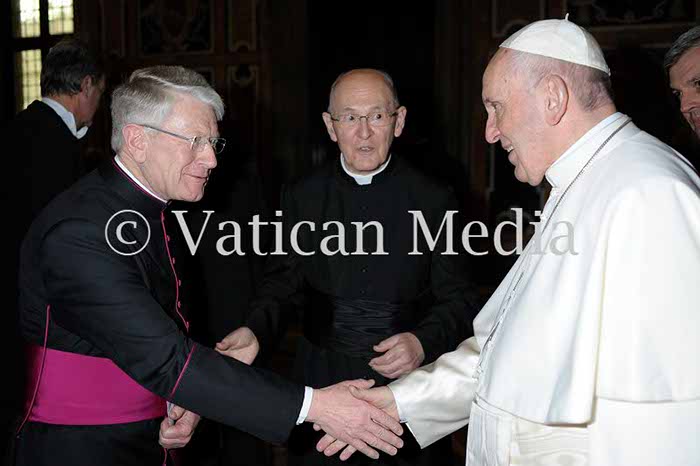 %_tempFileName00864_16022018%